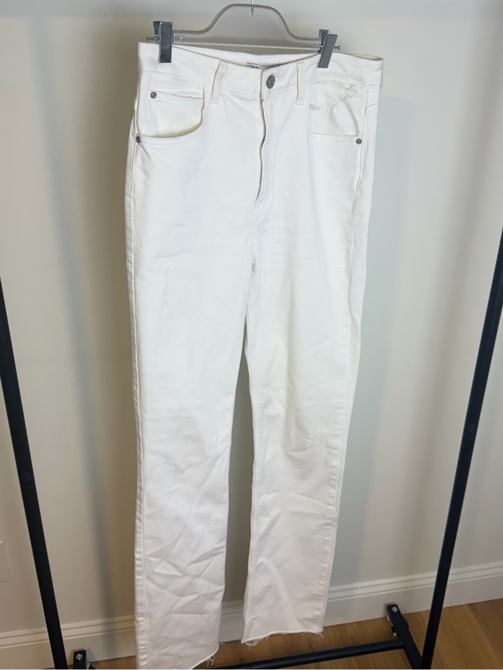 Zara White Denim Jeans- Tall girl friendly